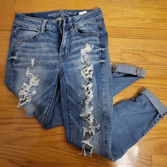 American Eagle Super Stretch Ripped Jeans (4) - Picture 1 of 4